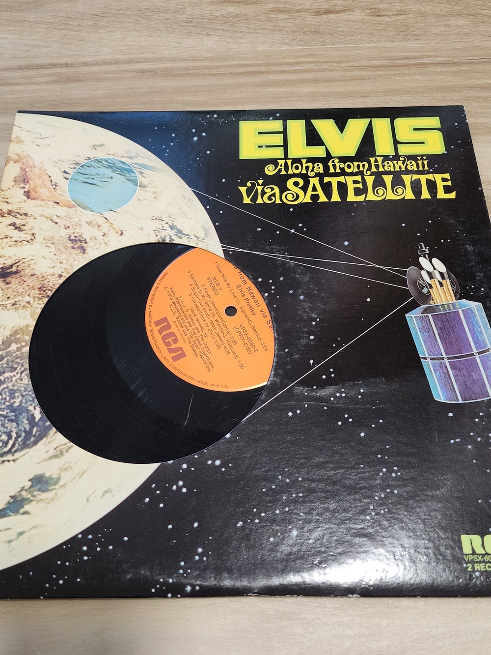 Elvis Aloha From Hawaii Via Satellite 2-LP  Vinyl Record RCA VPSX-6089 1973 VG